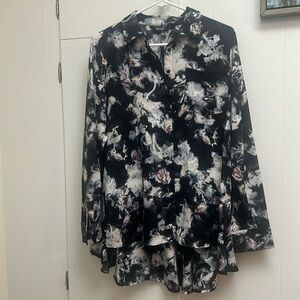 Floral Flowy Button Down Blouse w/ Collar and Front Pocket